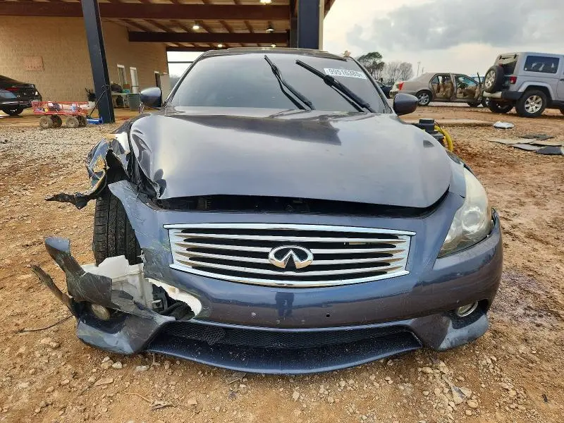 2013 INFINITI G37 JOURNEY  