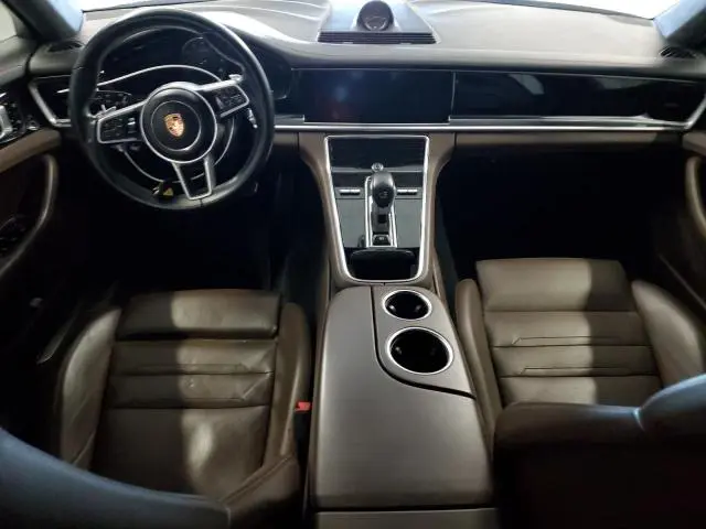 2017 PORSCHE PANAMERA TURBO