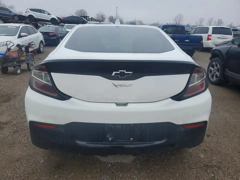 2018 CHEVROLET VOLT LT  
