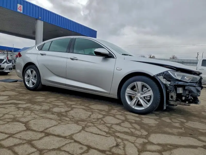 2018 BUICK REGAL PREFERRED  