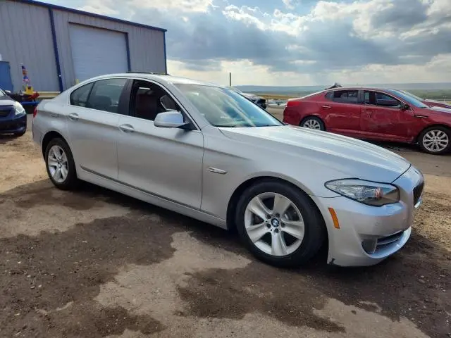 2011 BMW 528 I  