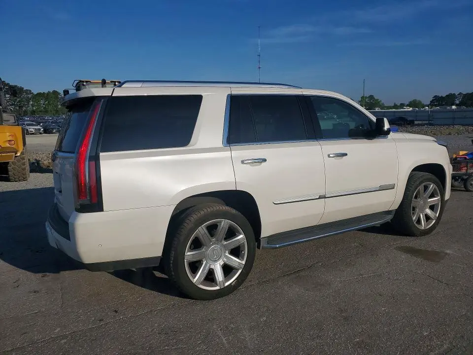 2020 CADILLAC ESCALADE LUXURY  
