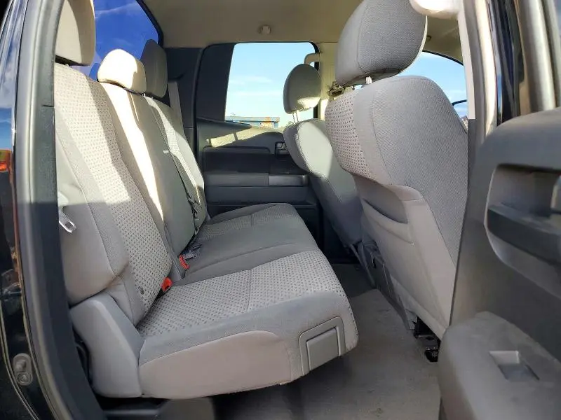 2011 TOYOTA TUNDRA DOUBLE CAB SR5  
