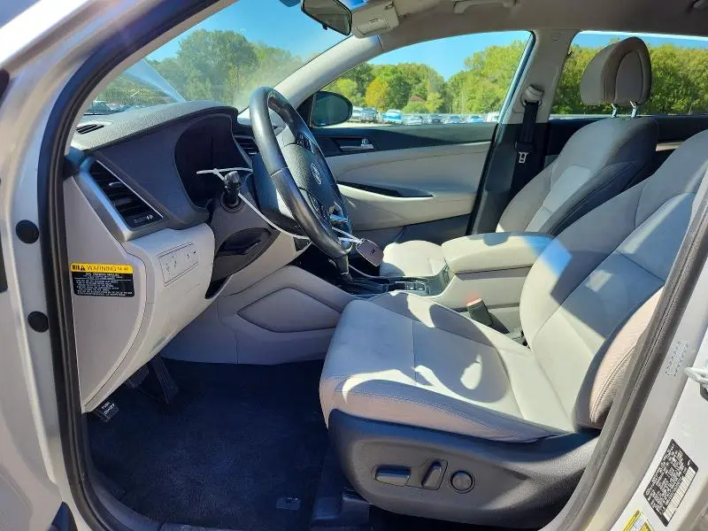 2016 HYUNDAI TUCSON SPORT  