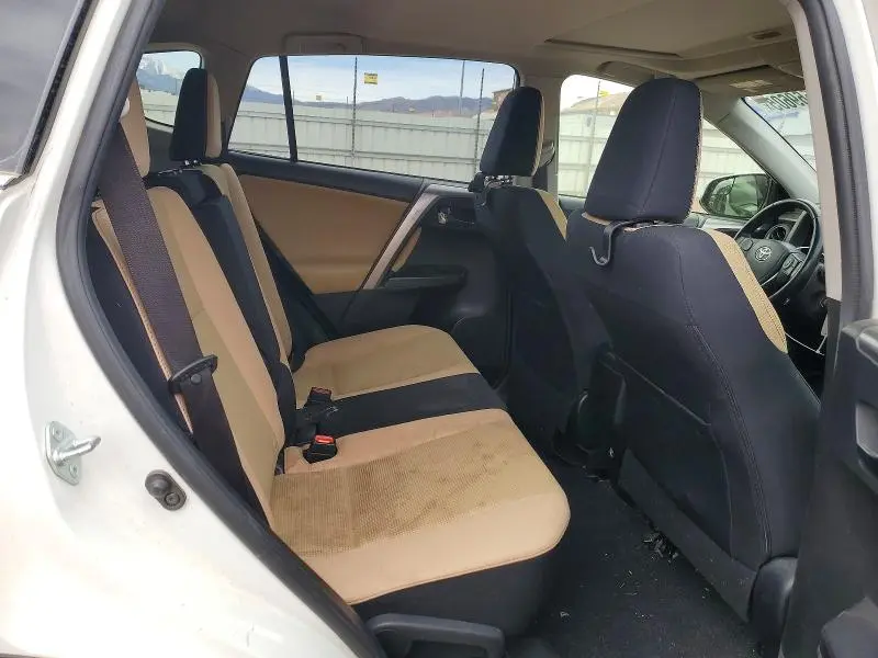 2016 TOYOTA RAV4 XLE  