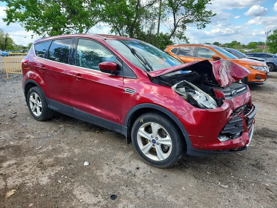 2016 FORD ESCAPE SE  