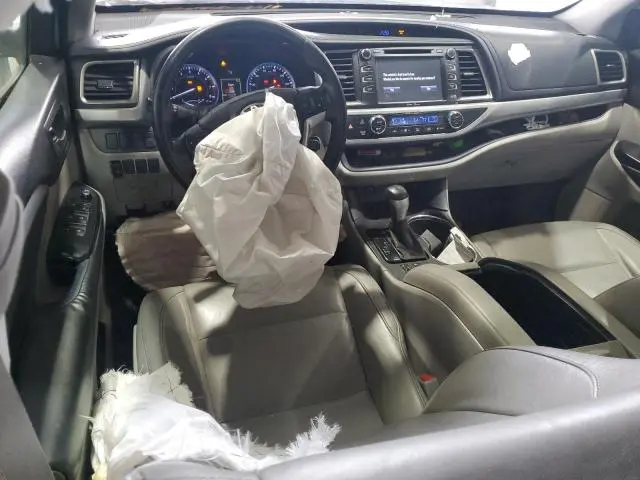 2015 TOYOTA HIGHLANDER XLE