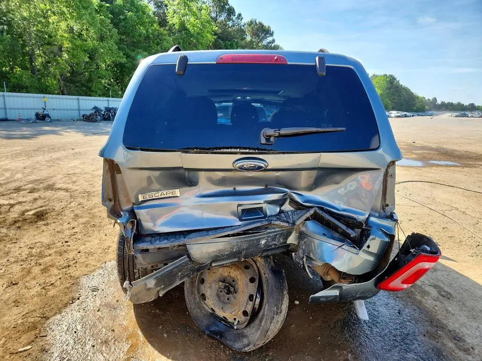 2011 FORD ESCAPE XLT  
