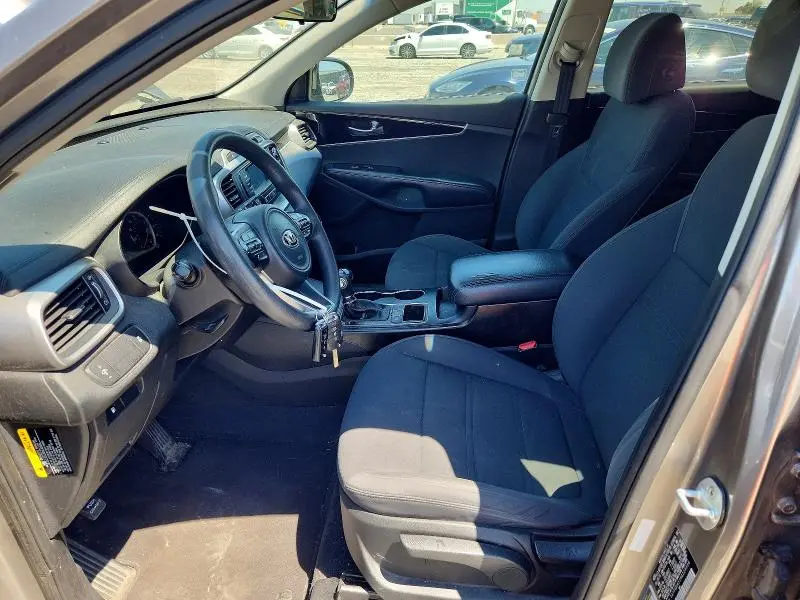 2017 KIA SORENTO LX V6  