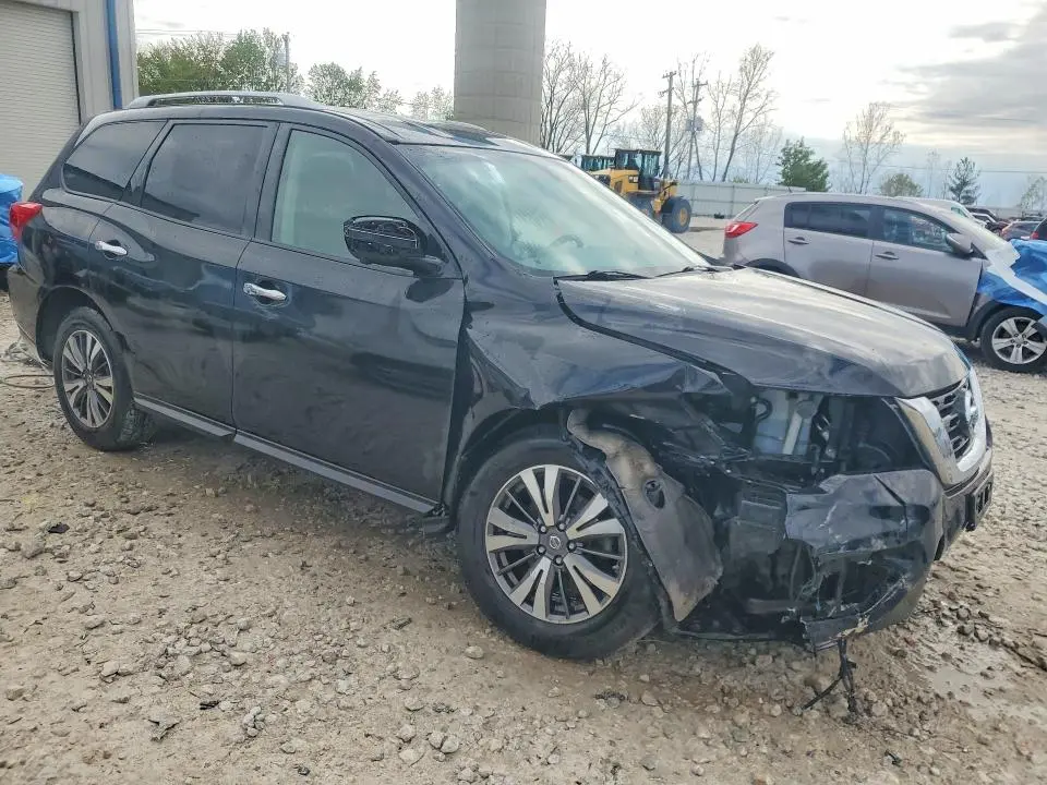 2018 NISSAN PATHFINDER SL  