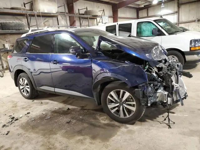 2024 NISSAN PATHFINDER SL  