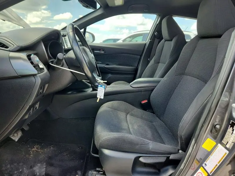 2018 TOYOTA C-HR XLE  