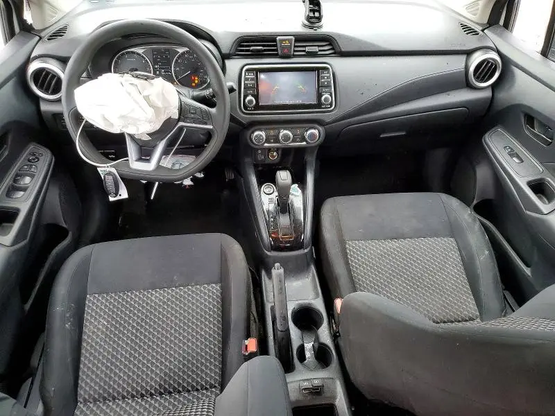 2021 NISSAN VERSA S  