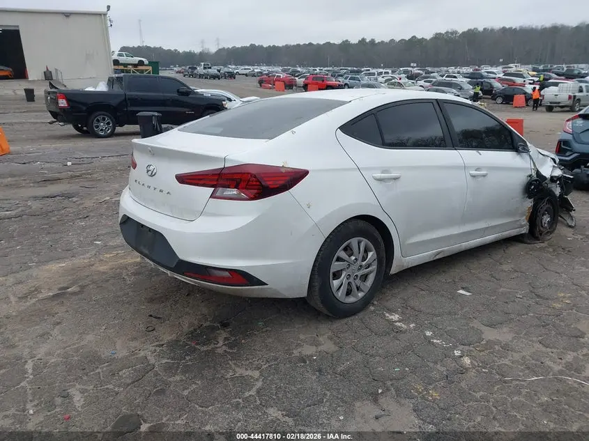 2019 HYUNDAI ELANTRA SE