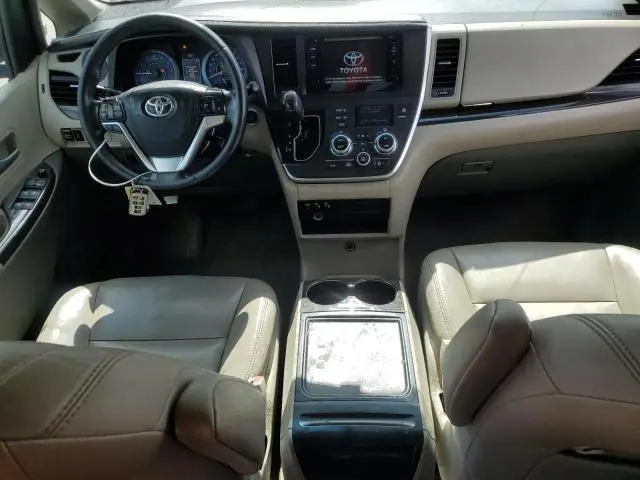 2015 TOYOTA SIENNA XLE  
