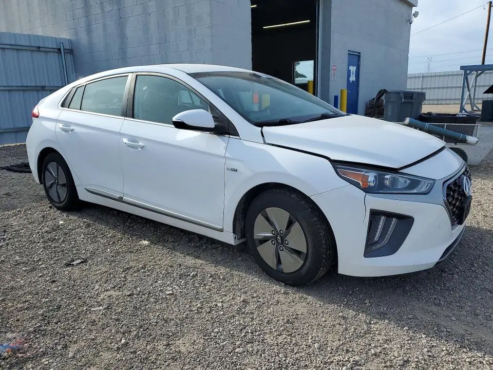 2020 HYUNDAI IONIQ SE  