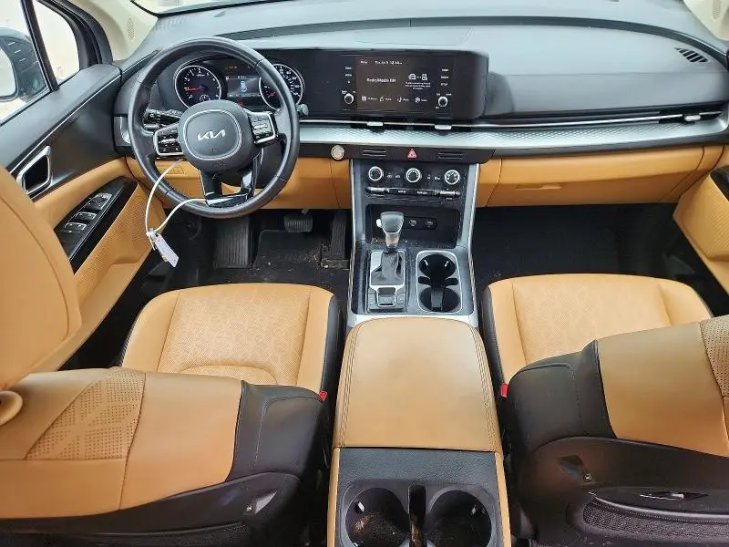 2023 KIA CARNIVAL LX  