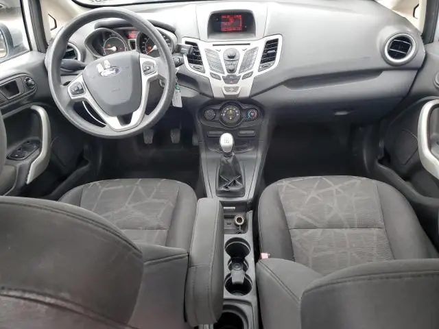 2013 FORD FIESTA SE  