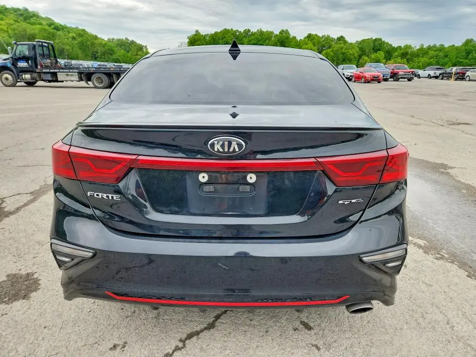 2021 KIA FORTE GT LINE  