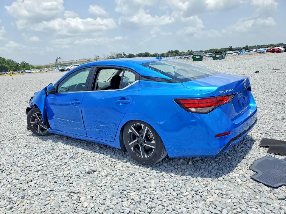 2025 NISSAN SENTRA SV  