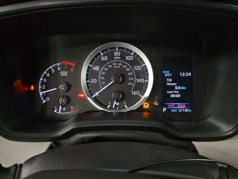 2021 TOYOTA COROLLA LE  