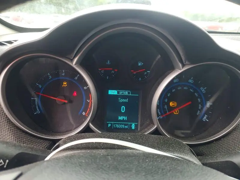 2015 CHEVROLET CRUZE LT  