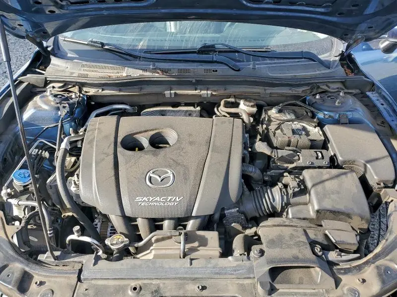 2017 MAZDA 3 TOURING  