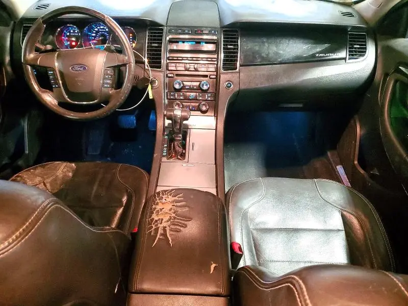 2011 FORD TAURUS LIMITED  