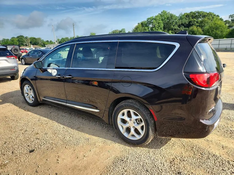2017 CHRYSLER PACIFICA TOURING L  