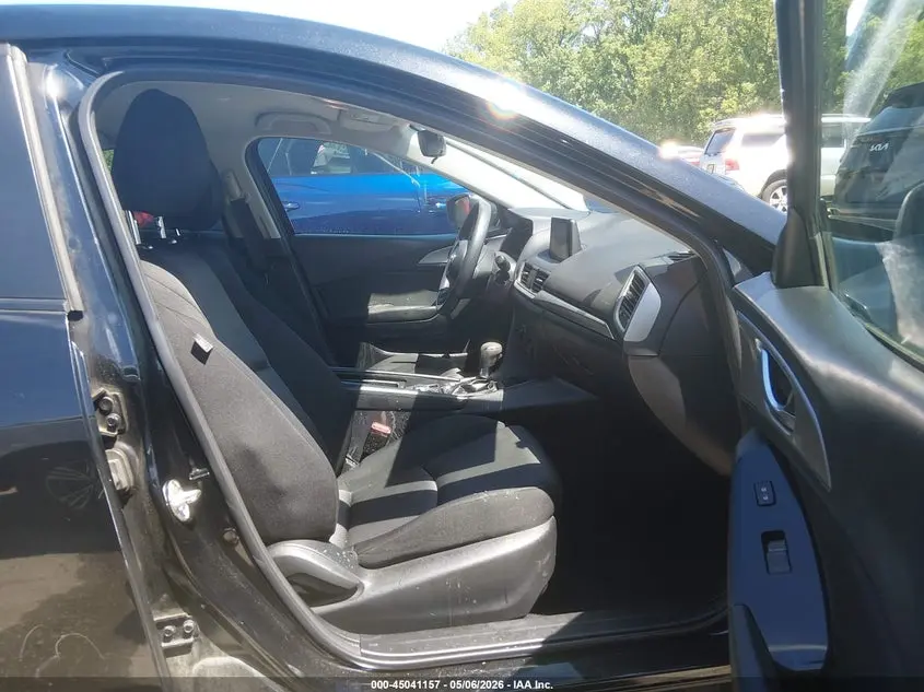 2018 MAZDA MAZDA3 SPORT