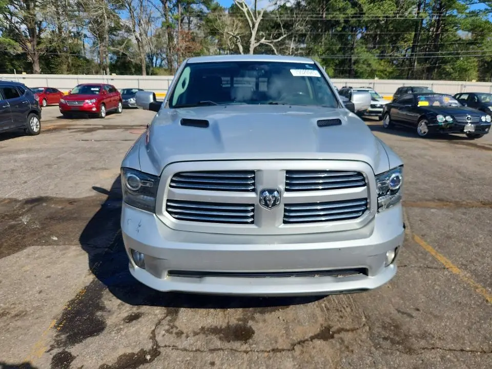 2016 RAM 1500 SPORT  