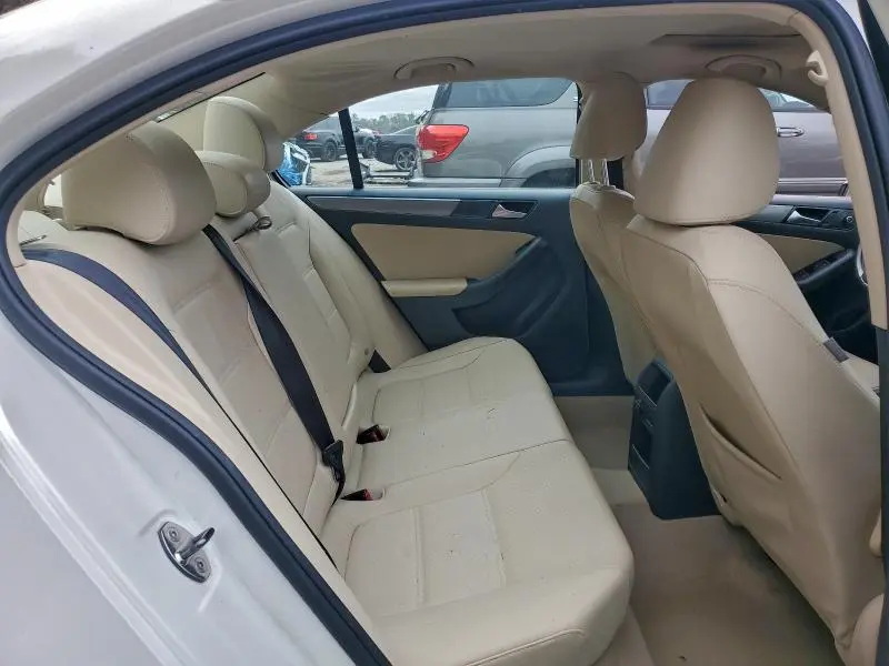 2013 VOLKSWAGEN JETTA TDI  