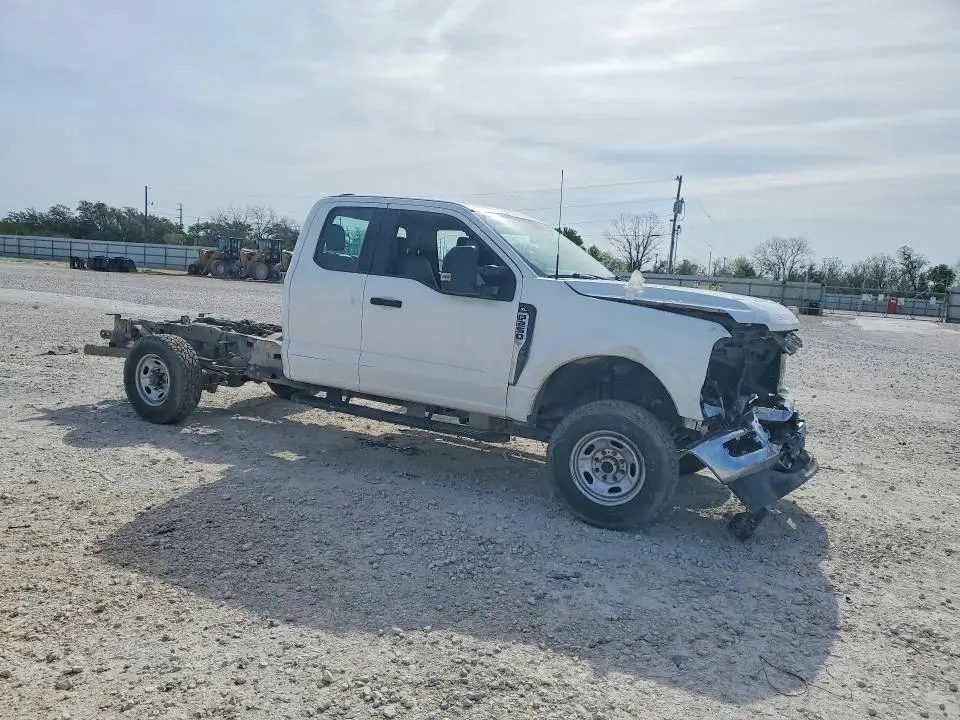 2024 FORD F250   