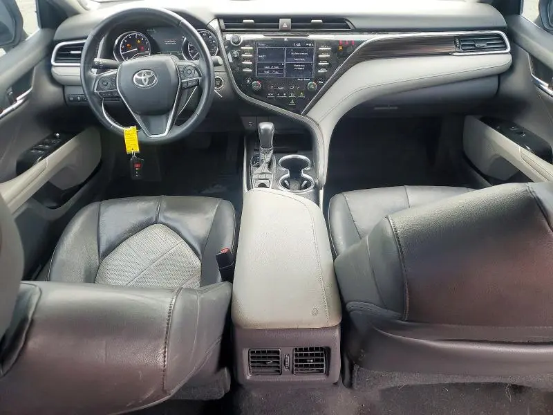 2018 TOYOTA CAMRY XLE V6  