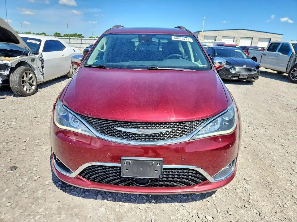 2017 CHRYSLER PACIFICA LIMITED  