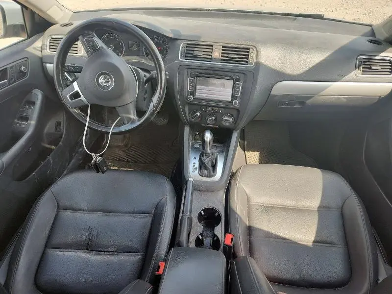 2014 VOLKSWAGEN JETTA SE  