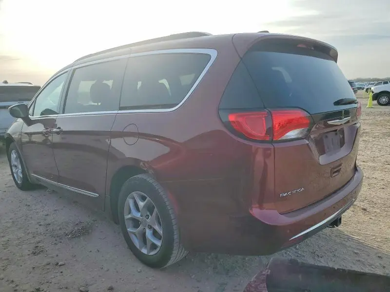 2017 CHRYSLER PACIFICA TOURING L  