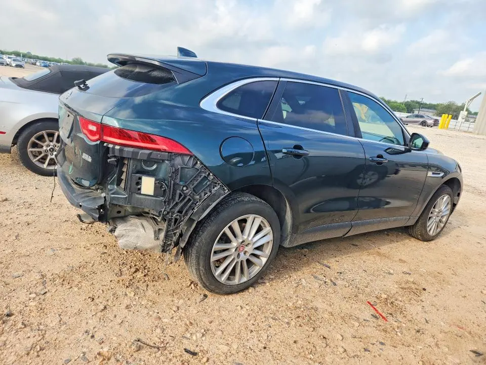 2017 JAGUAR F-PACE PRESTIGE  