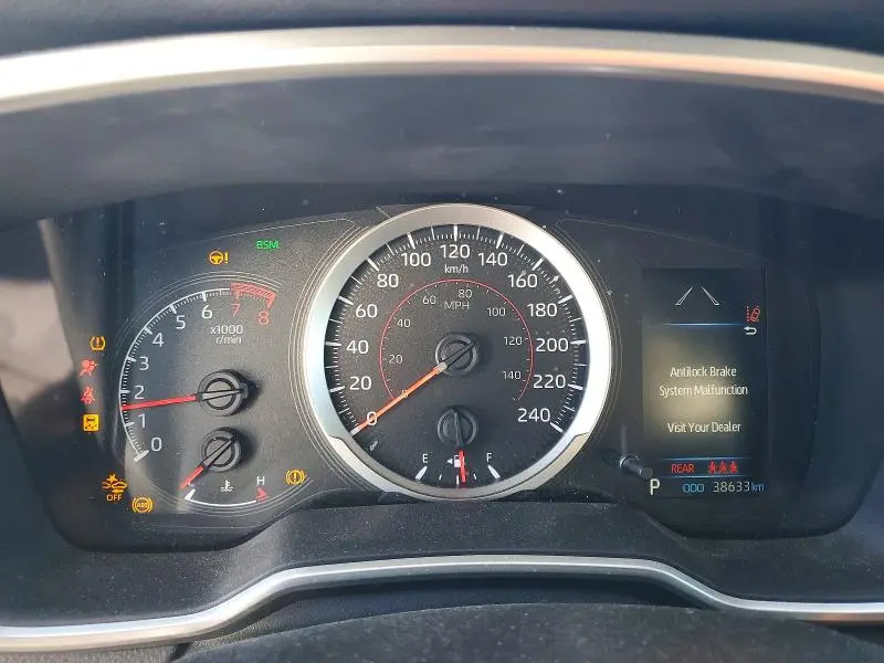 2020 TOYOTA COROLLA SE  