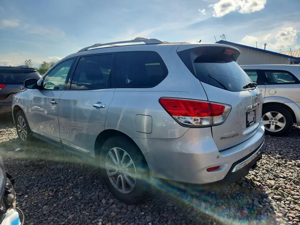 2013 NISSAN PATHFINDER S  