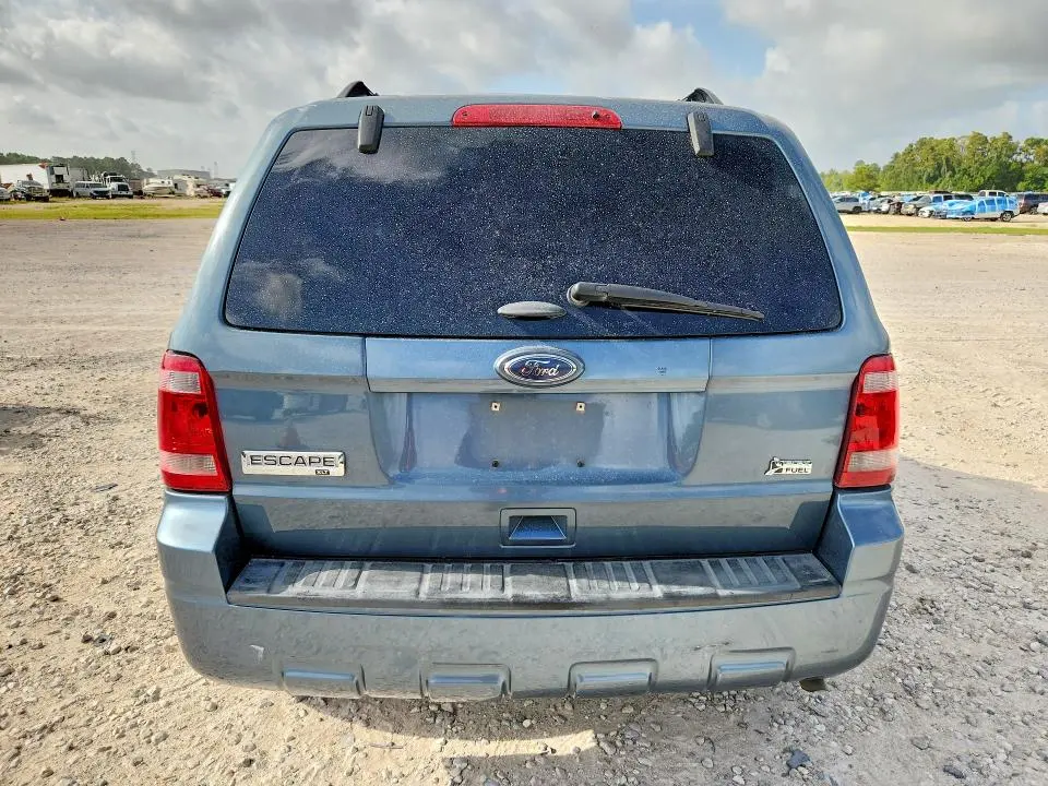 2011 FORD ESCAPE XLT  