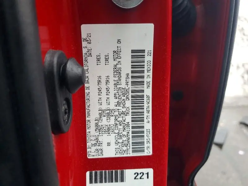 2021 TOYOTA TACOMA SR5 V6  
