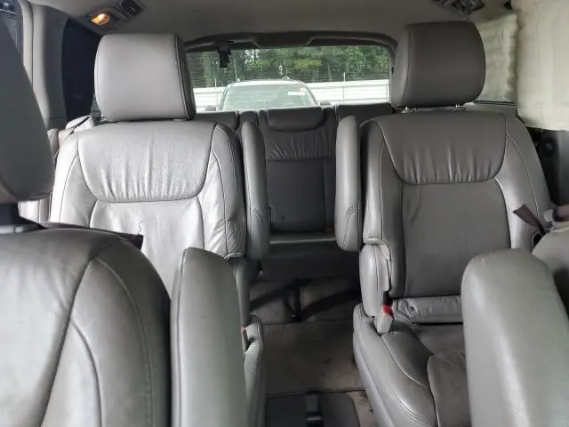 2010 TOYOTA SIENNA XLE