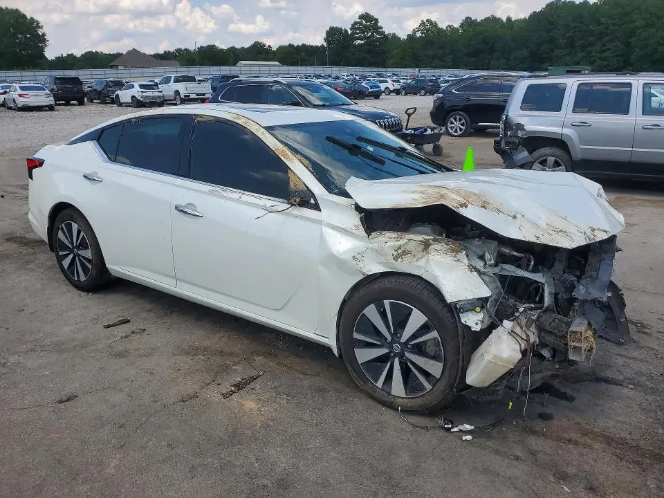 2019 NISSAN ALTIMA SV  