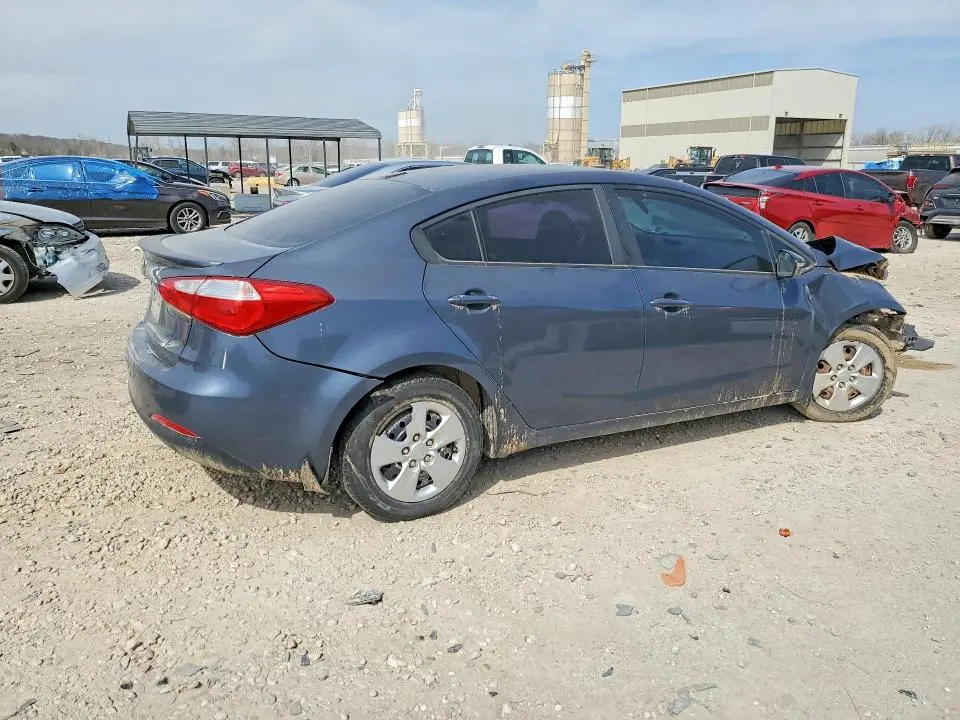 2015 KIA FORTE LX  
