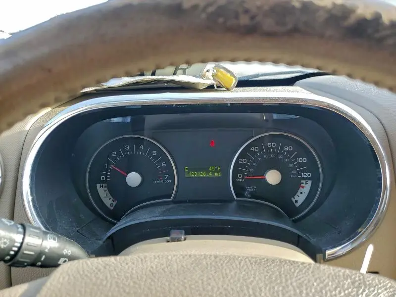 2010 FORD EXPLORER XLT  