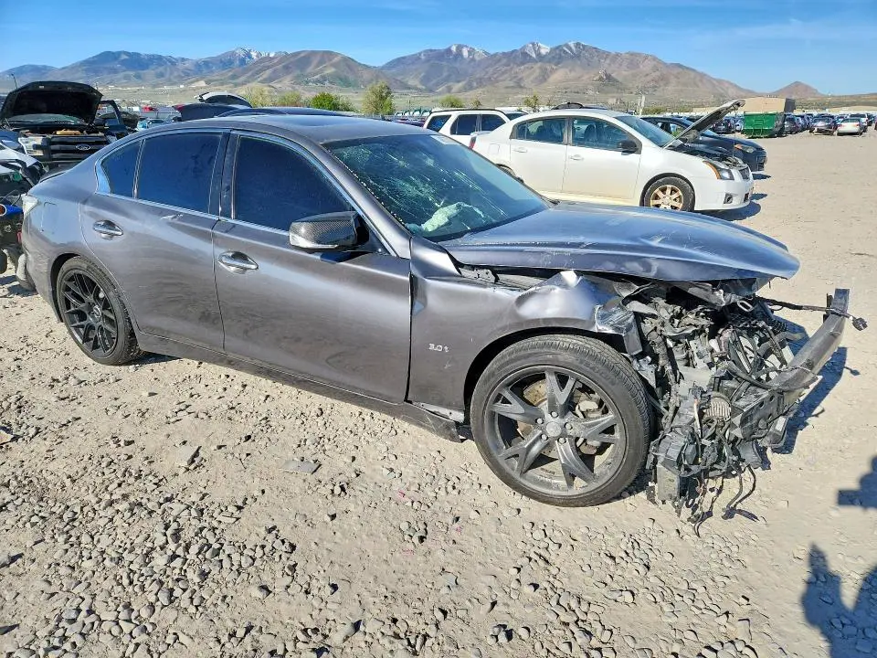 2016 INFINITI Q50 3.0T PREMIUM  