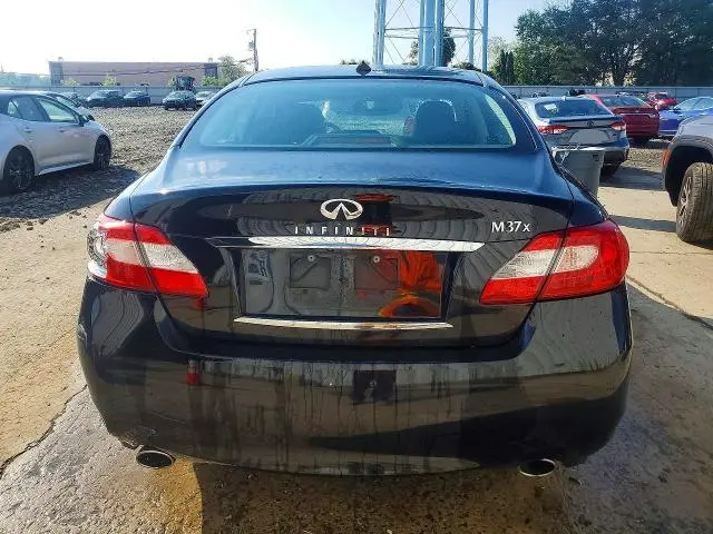 2012 INFINITI M37 X  