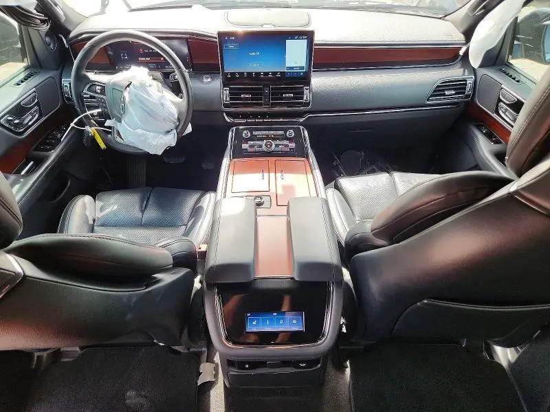 2022 LINCOLN NAVIGATOR L RESERVE  
