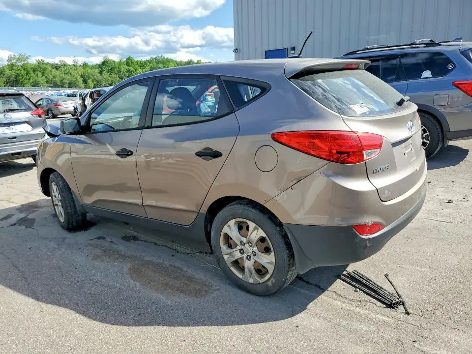 2011 HYUNDAI TUCSON GL  